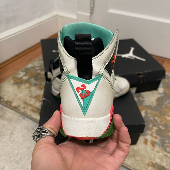 Youth Size 7.5 (Euro Sz 40.5) Jordan 7 Retro GS Sneakers Verde/White/Red-Black - Picture 15 of 16